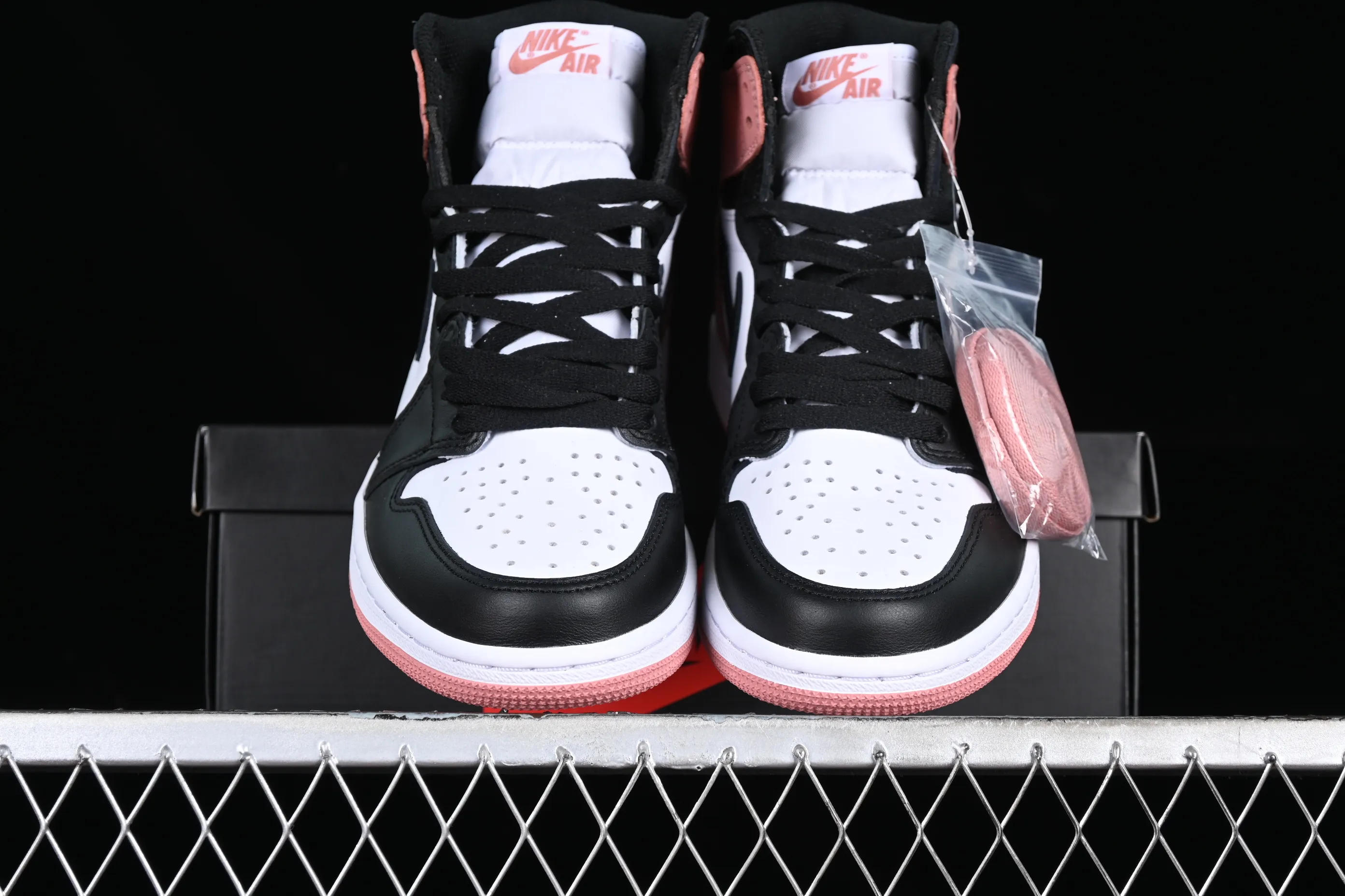 All categories Air Jordan Jordan series basketball shoes Air Jordan 1 High GX foreign trade version Air Jordan 1 Retro High OG "Rust Pink" AJ1 Joe 1 light pink 861428-101